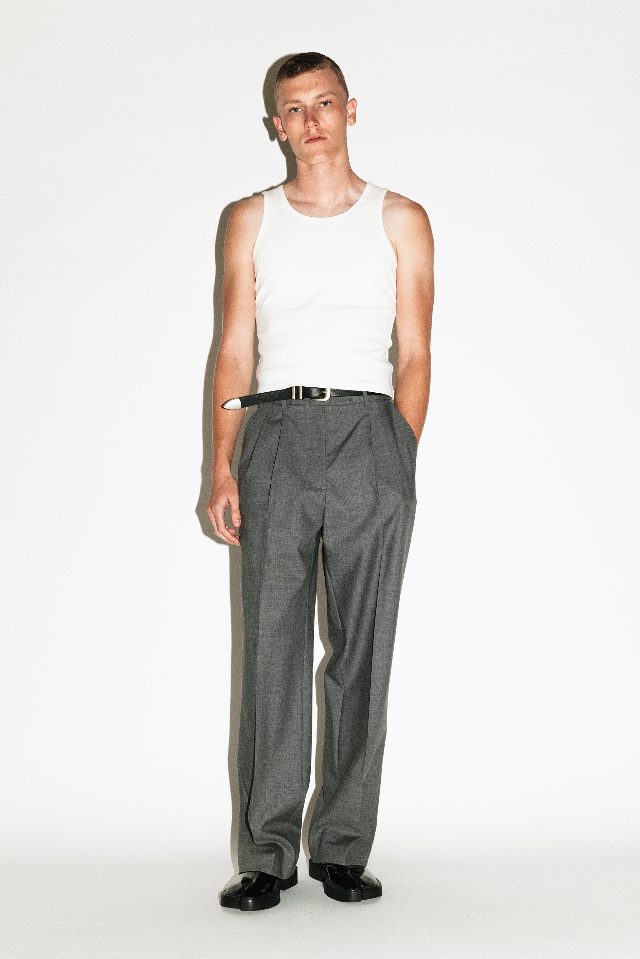 Dume Wide-Leg Ultra-Pleated Trouser - Image 21