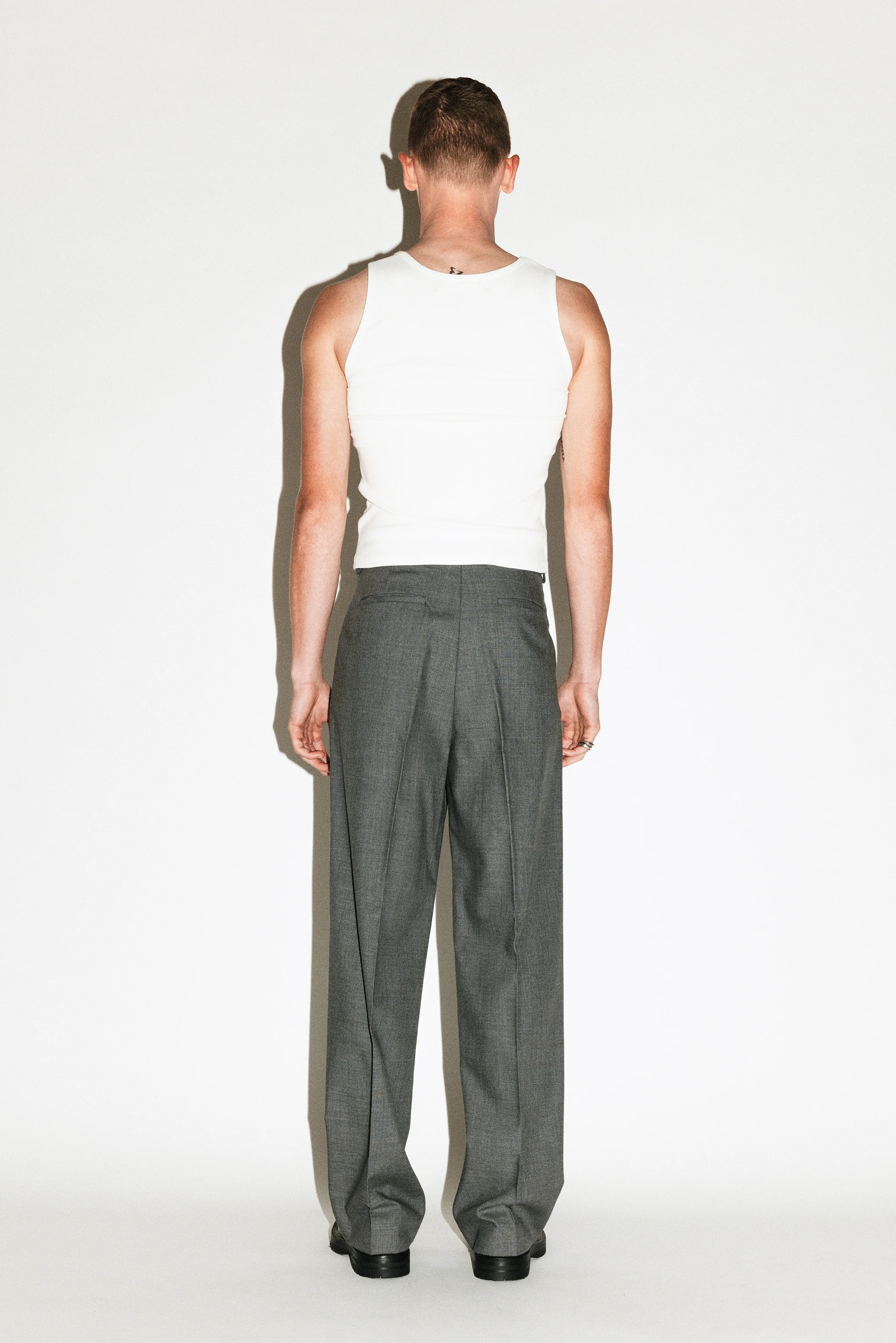 Dume Wide-Leg Ultra-Pleated Trouser - Image 24