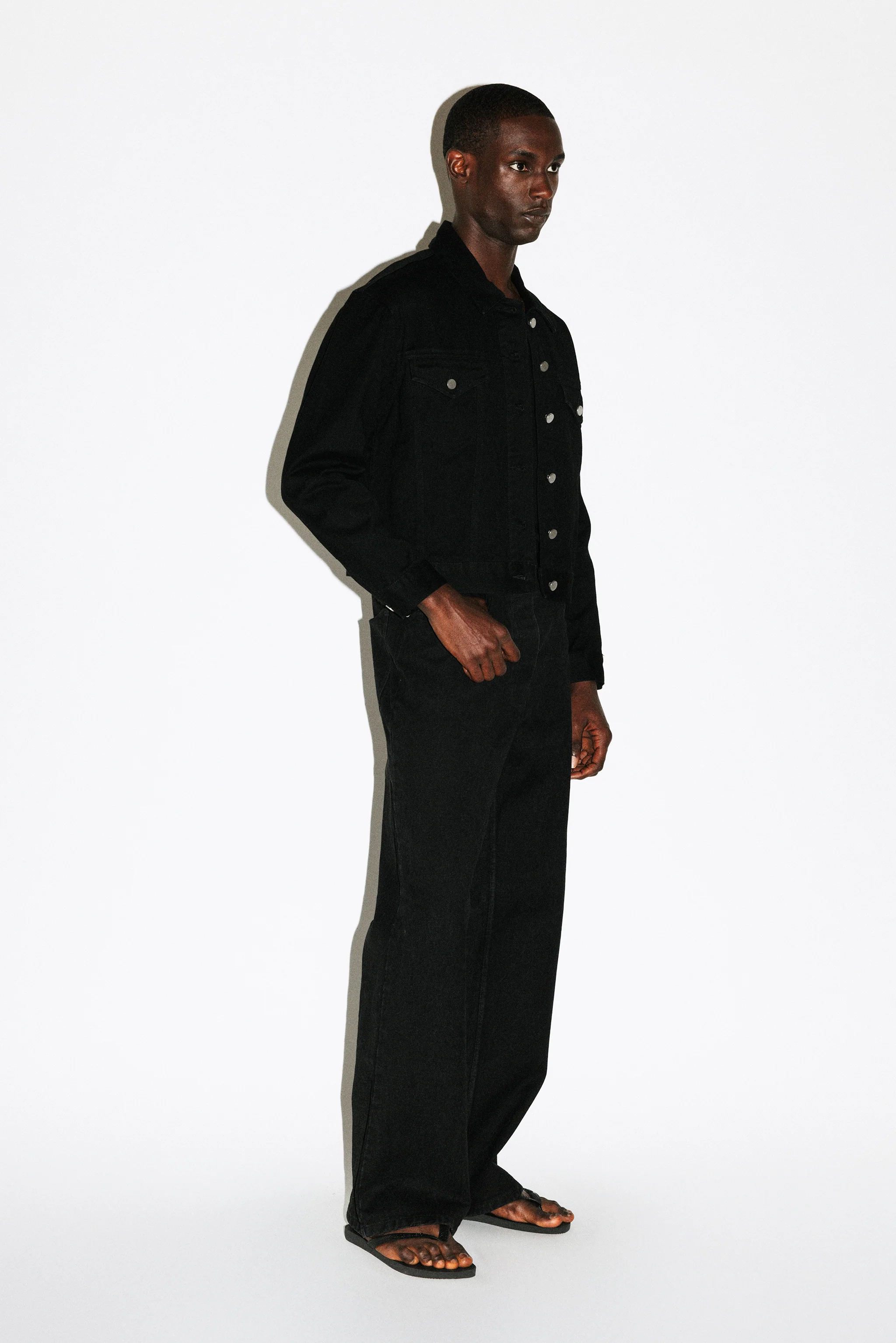 Hollyridge Relaxed Bootcut Jeans - Image 3