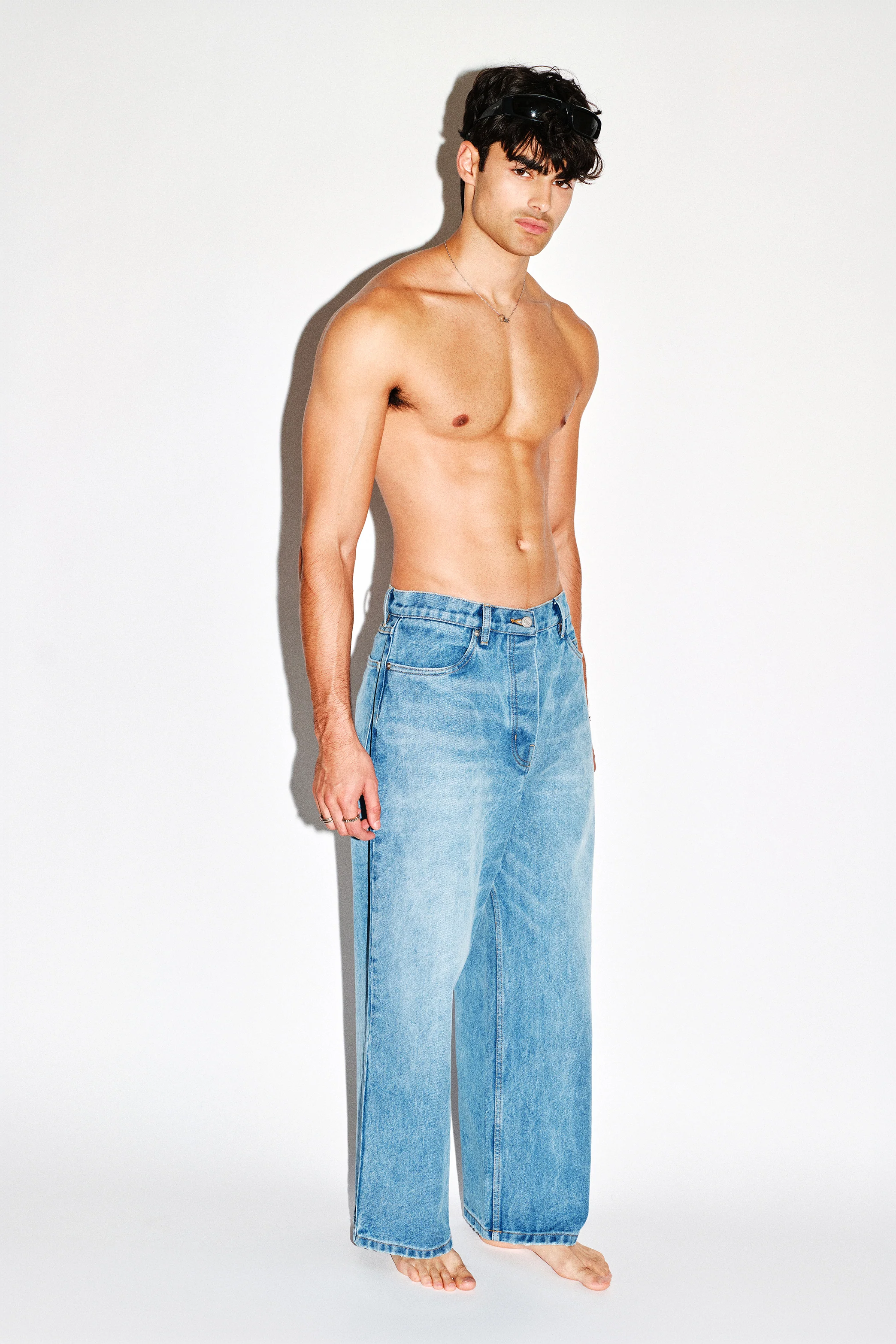 Laurel Relaxed Wide-Leg Jeans - Image 14