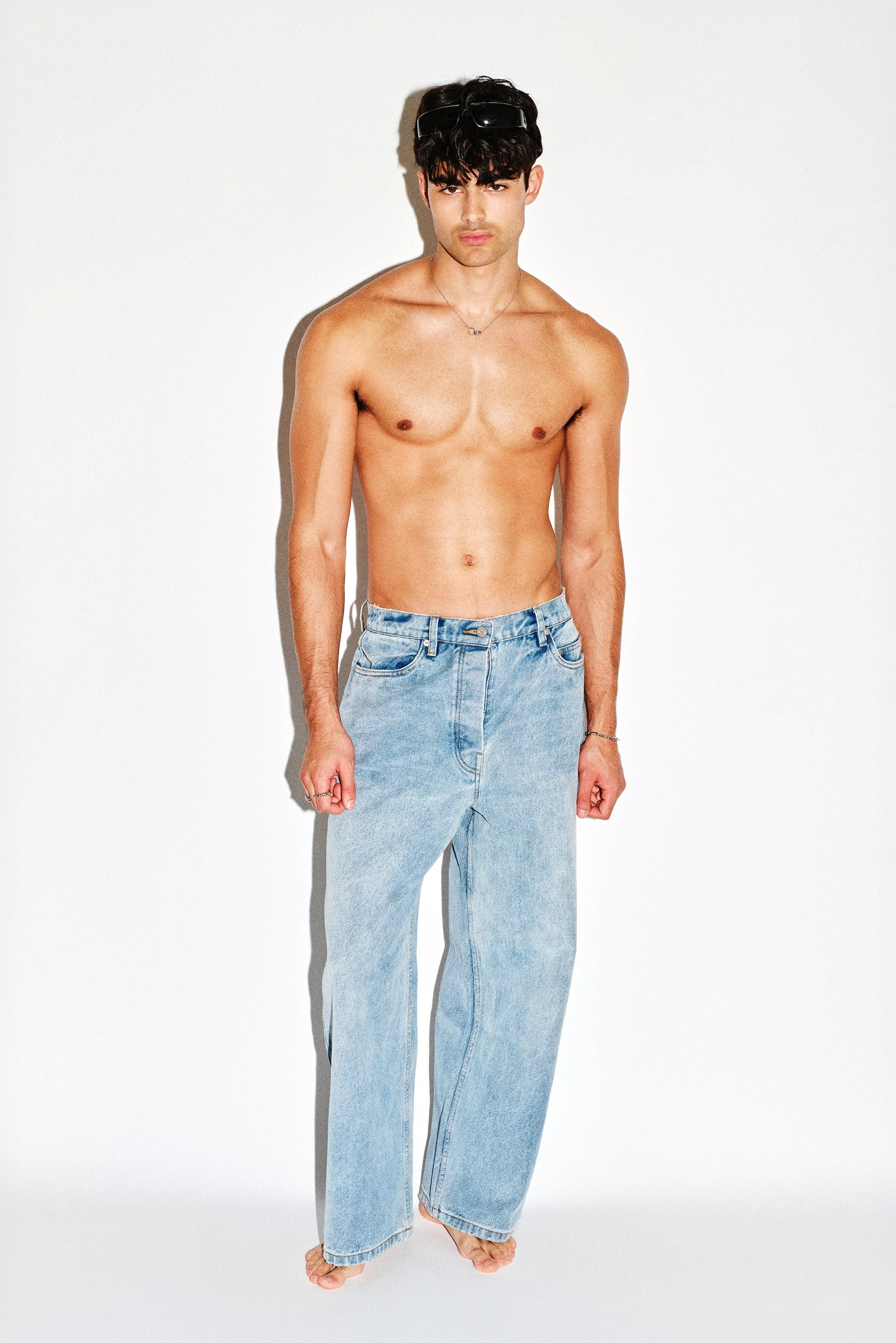 Laurel Relaxed Wide-Leg Jeans - Image 17