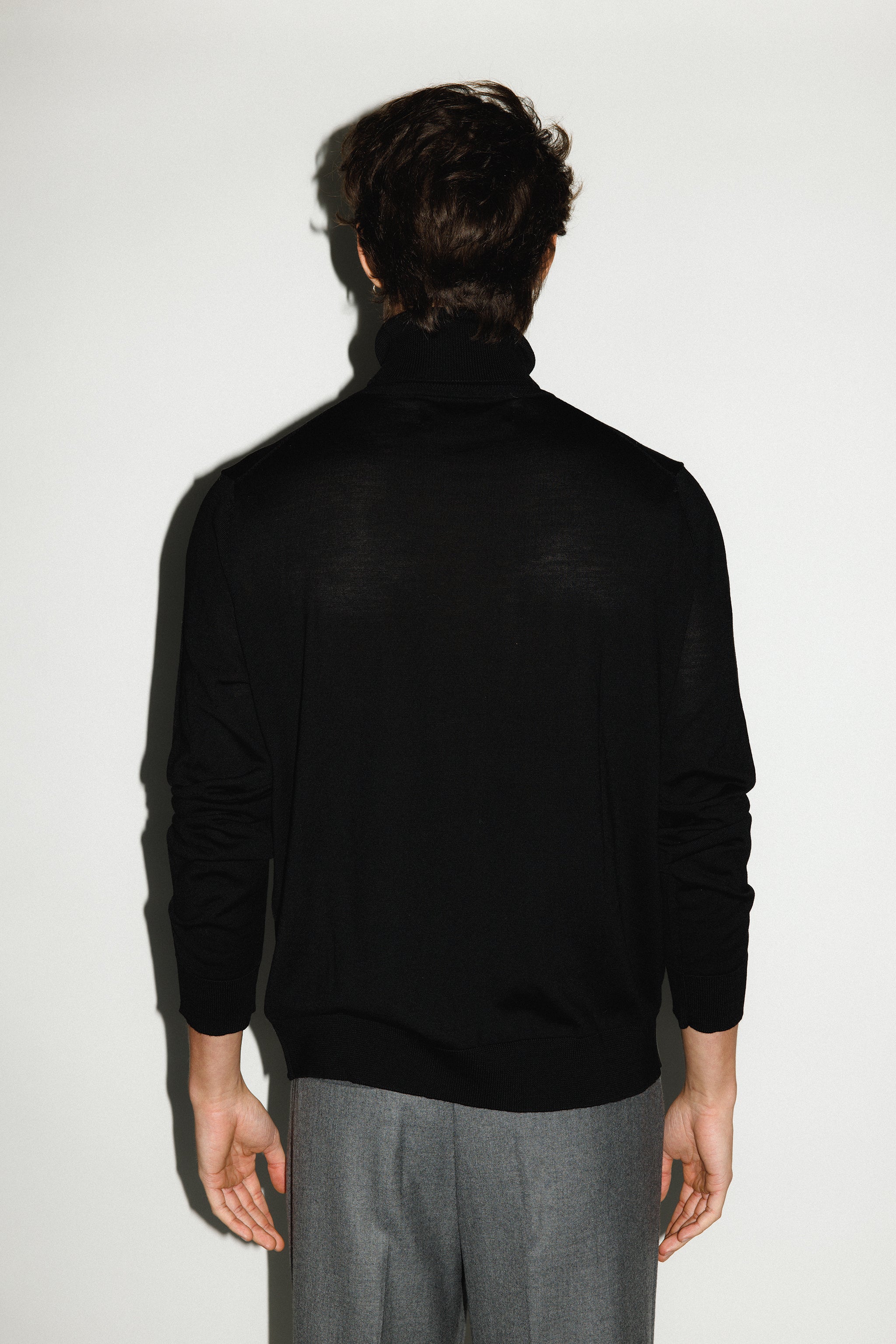 Norton Vintage-Fit Turtleneck - Image 5