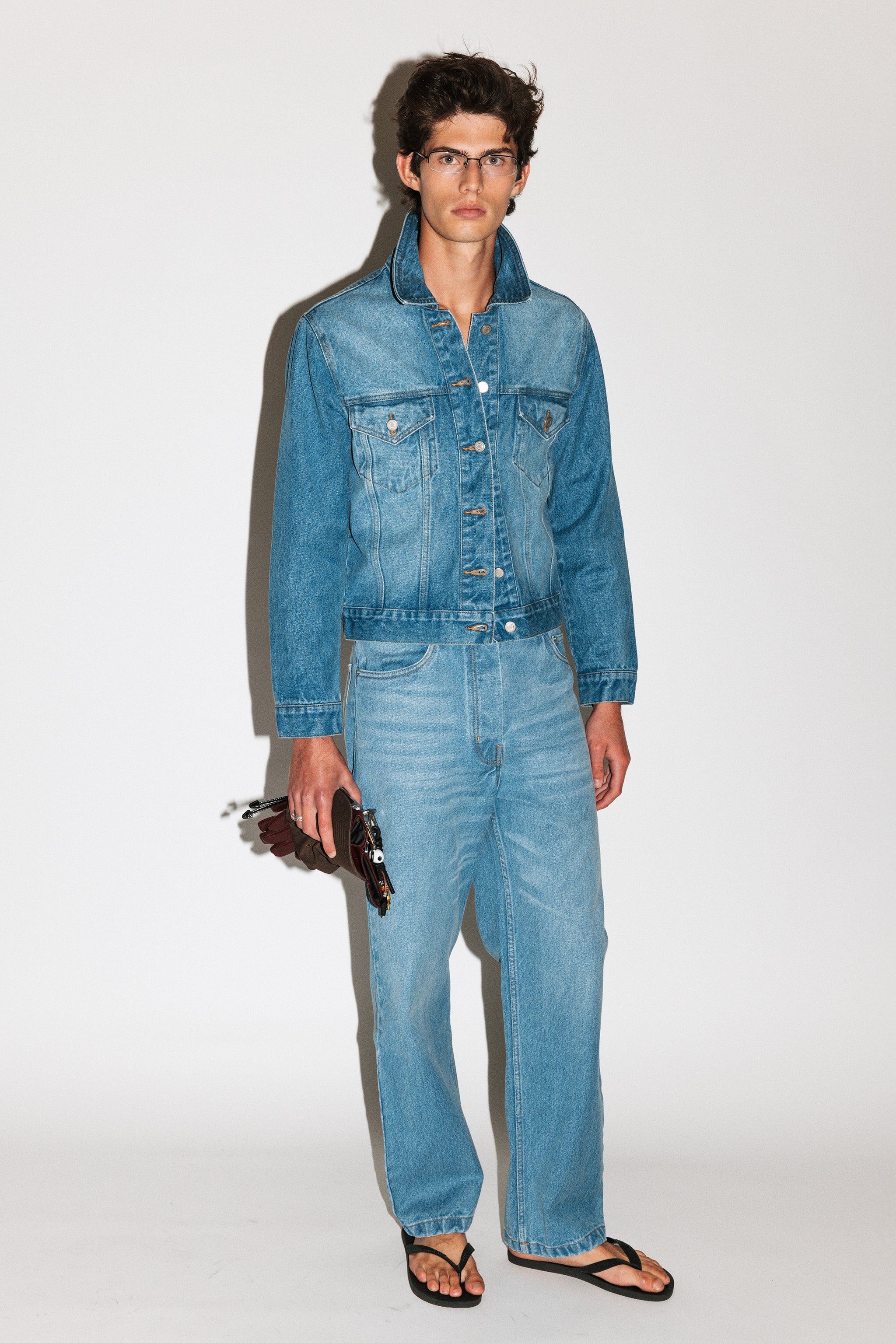 Wilson Loose Taper Straight Leg Jeans - Image 11